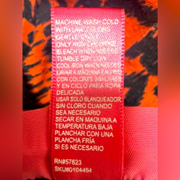 Mix & Co. Vibrant Deep Coral & Black Resort wear Beach Maxi Skirt Size Lg - Picture 5 of 6